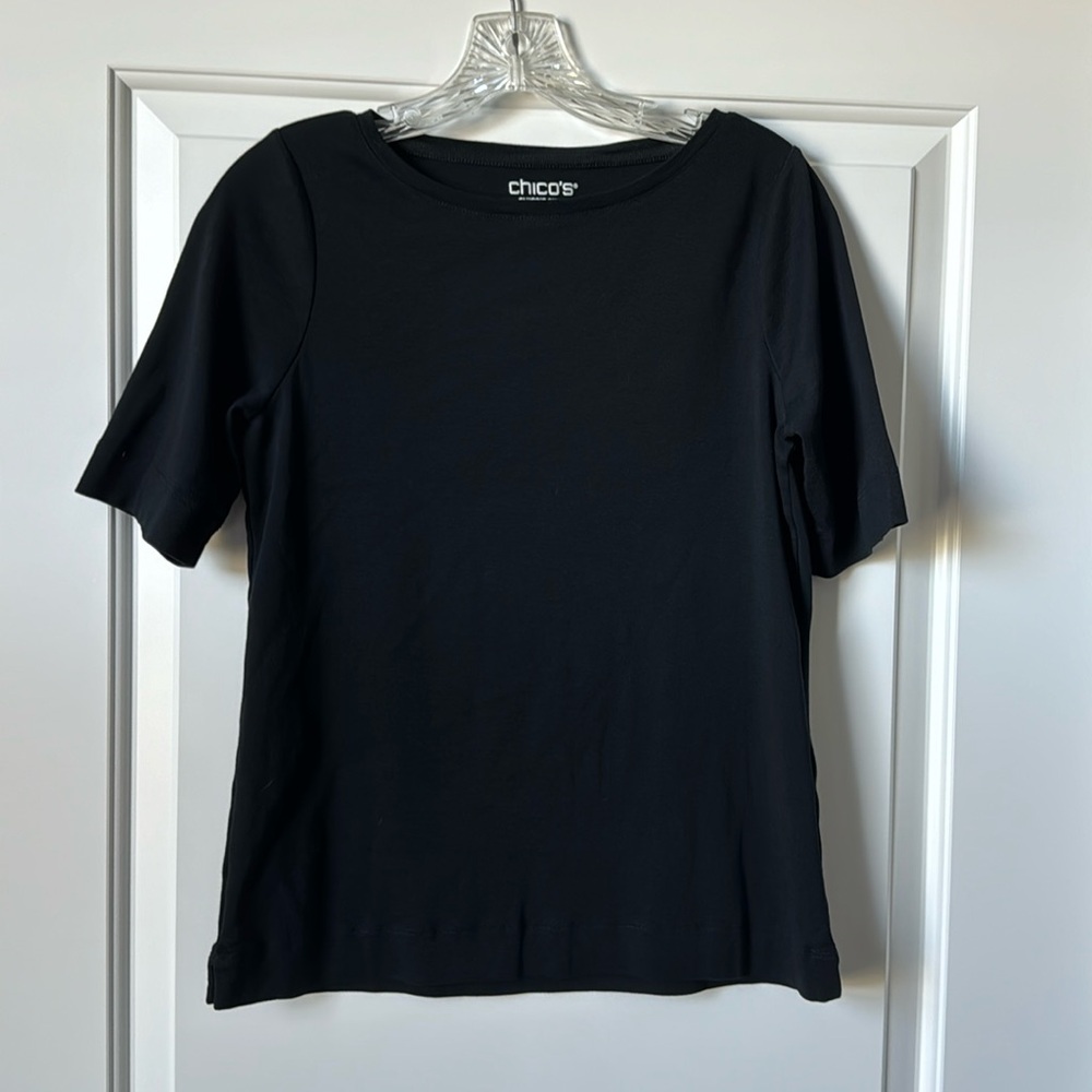 Chicos Short Sleeve Scoop Neck Top